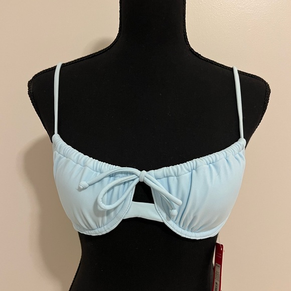 Xhilaration Other - NWT Bathing Suit Top